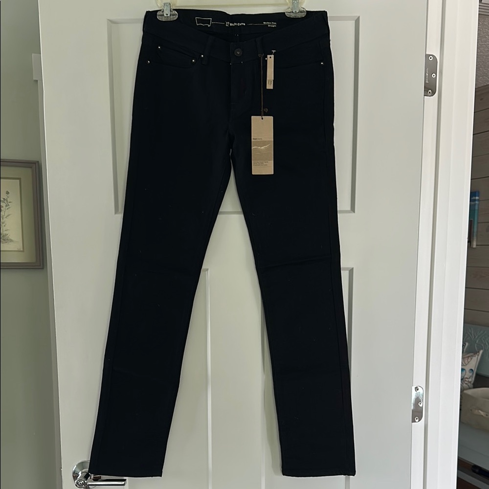 Women’s Levi’s Black Jeans NWT